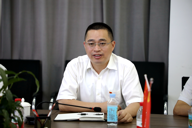 錢申春、王勝利參加機關第一黨支部和金寨路1標黨支部聯(lián)合主題黨日活動2