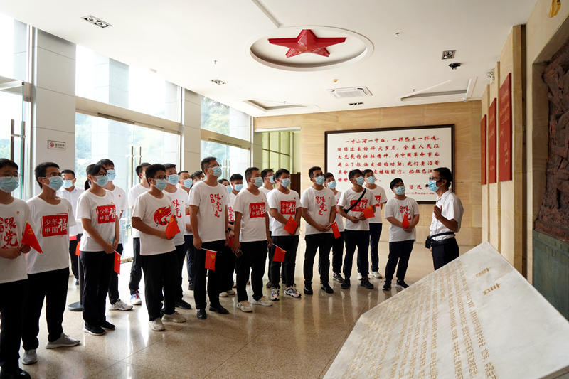 公司團(tuán)委開展“喜迎二十大、永遠(yuǎn)跟黨走、奮進(jìn)新征程”主題團(tuán)日活動7
