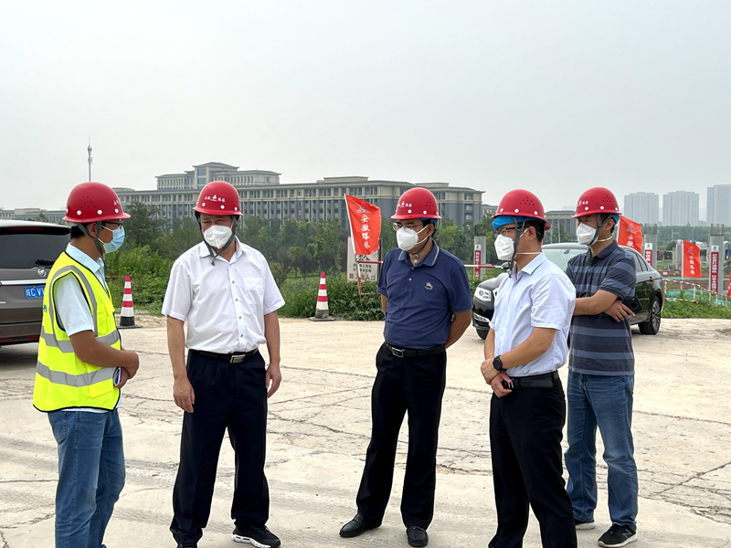 蚌埠市委常委、市委秘書長(zhǎng)、懷遠(yuǎn)縣委書記王慶武到G206-03標(biāo)項(xiàng)目調(diào)研指導(dǎo)工作