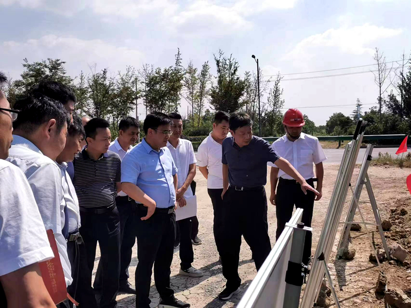 亳州市委常委、副市長左龍蒞臨亳蒙預(yù)制標(biāo)調(diào)研指導(dǎo)